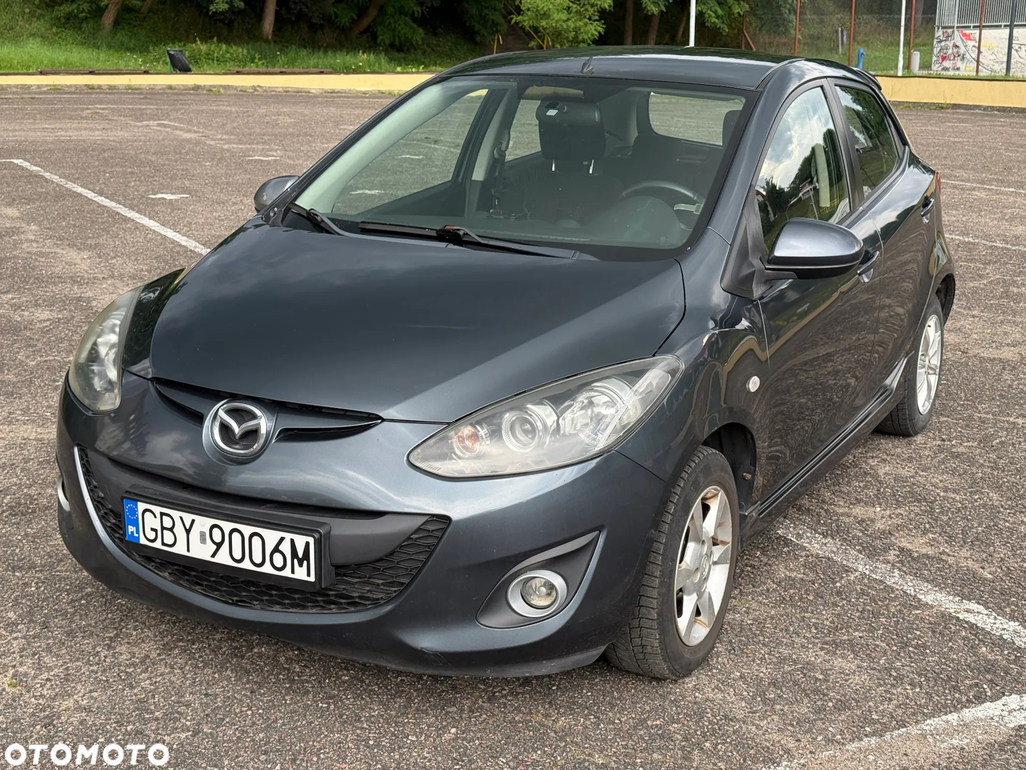Mazda 2 - 4