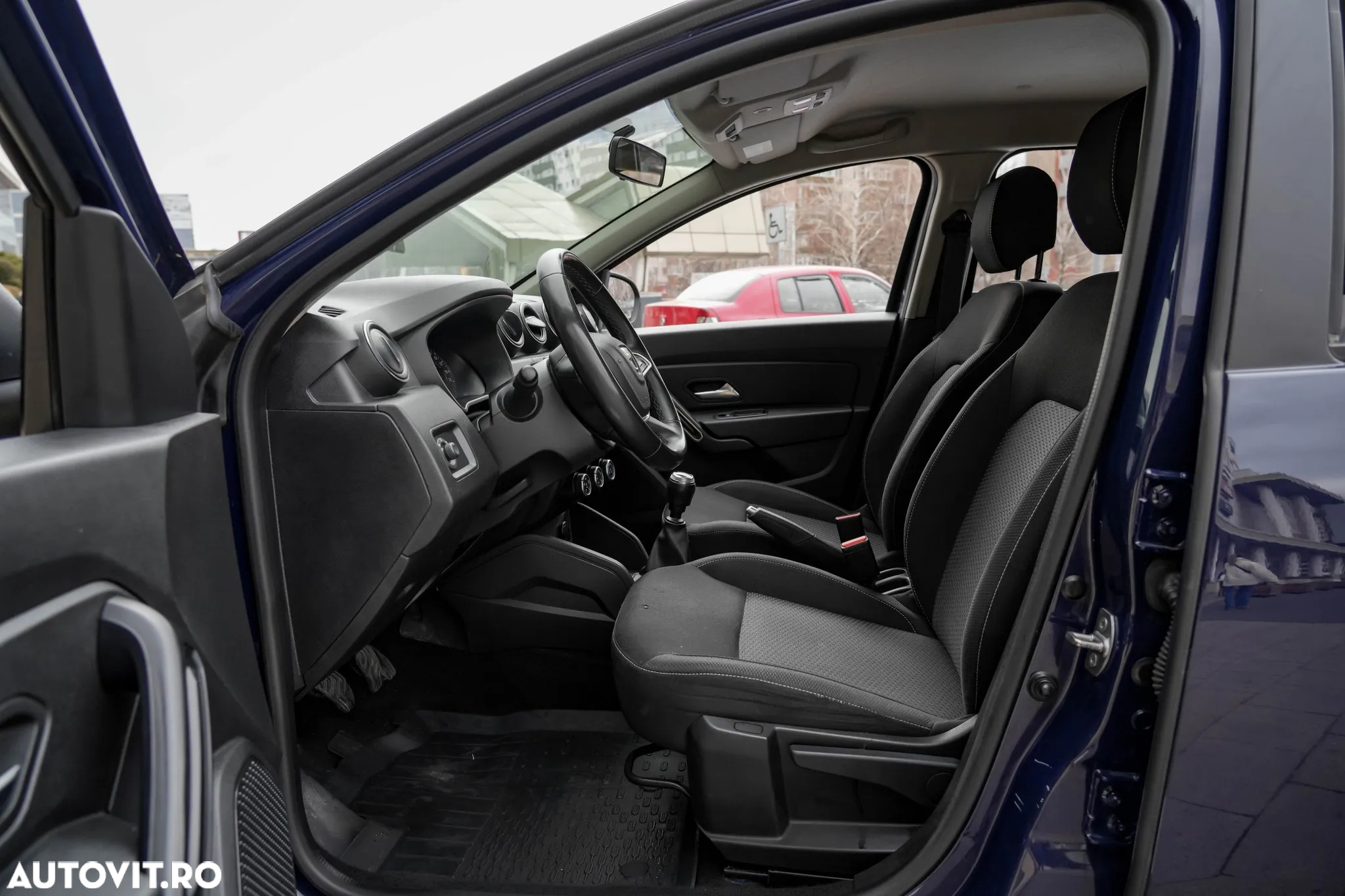 Dacia Duster Blue dCi 115 4WD Comfort - 6