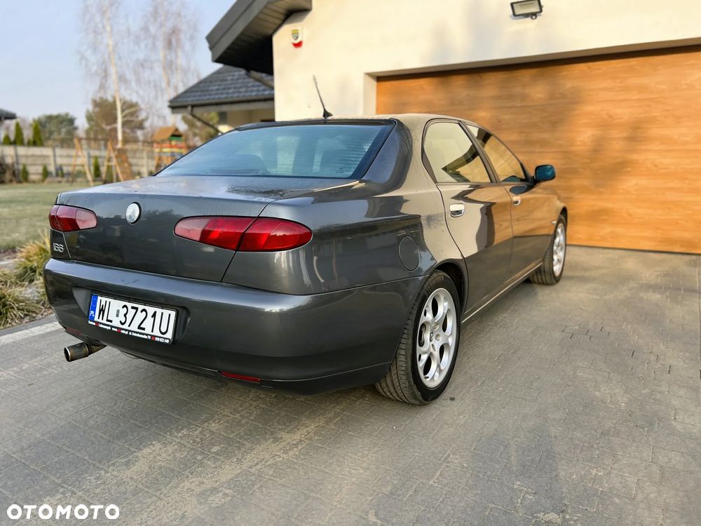 Alfa Romeo 166 - 4