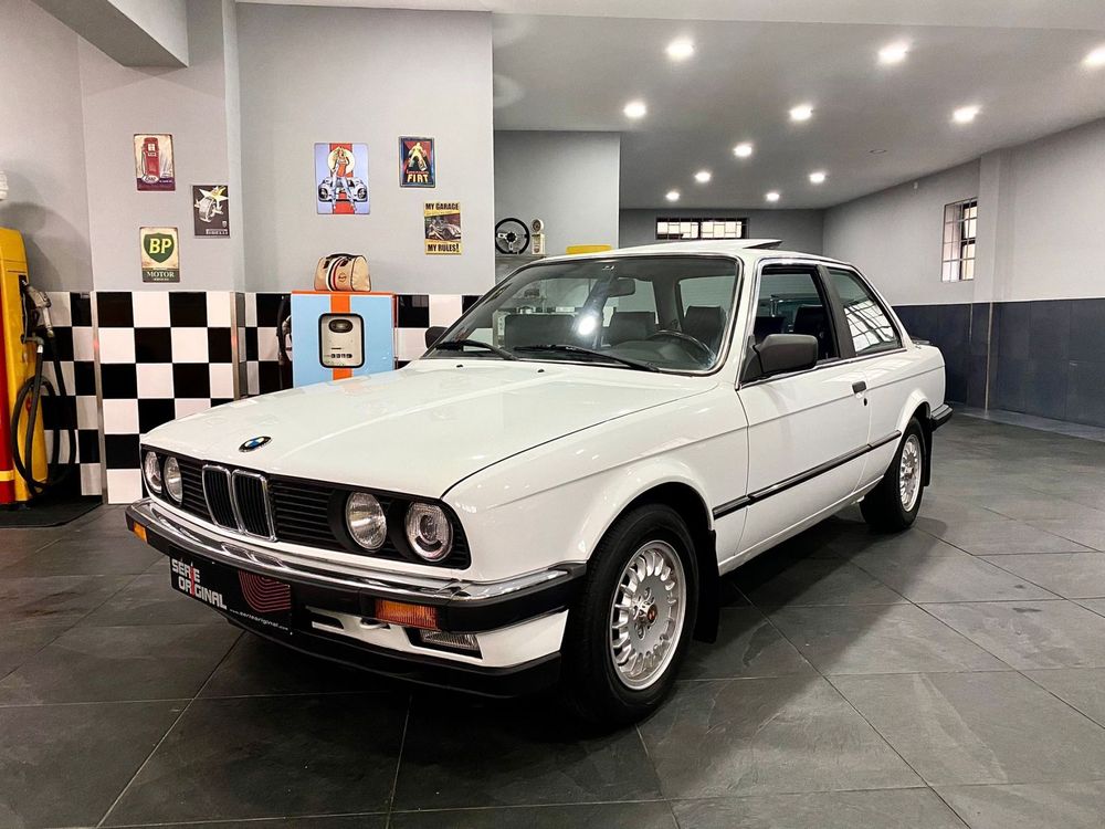 Usado BMW 323 1989 - 25 950 EUR, 85 000 km - Standvirtual.com