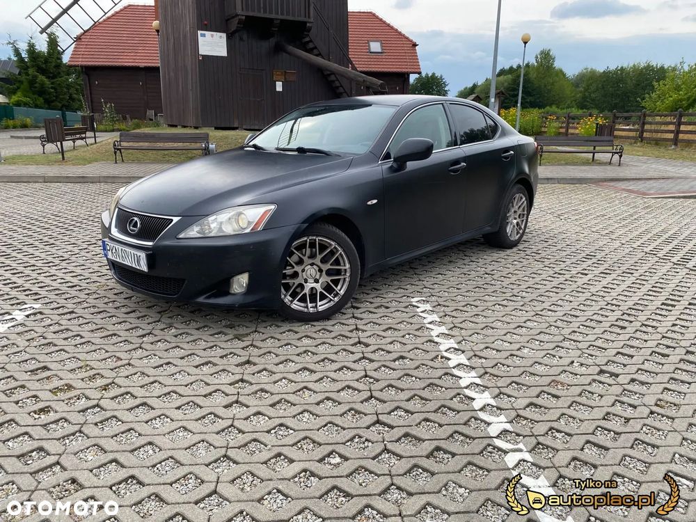 Lexus IS 220d - 5