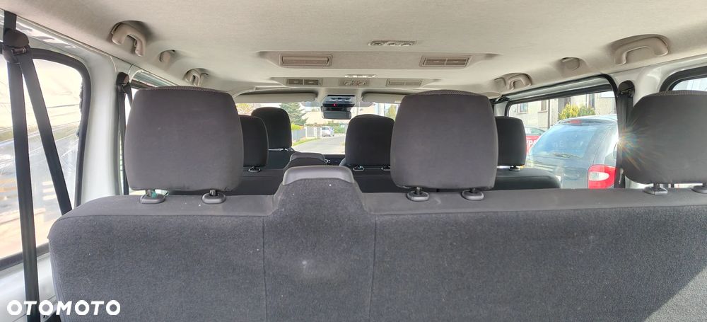 Renault Trafic 2.0 dCi - 10