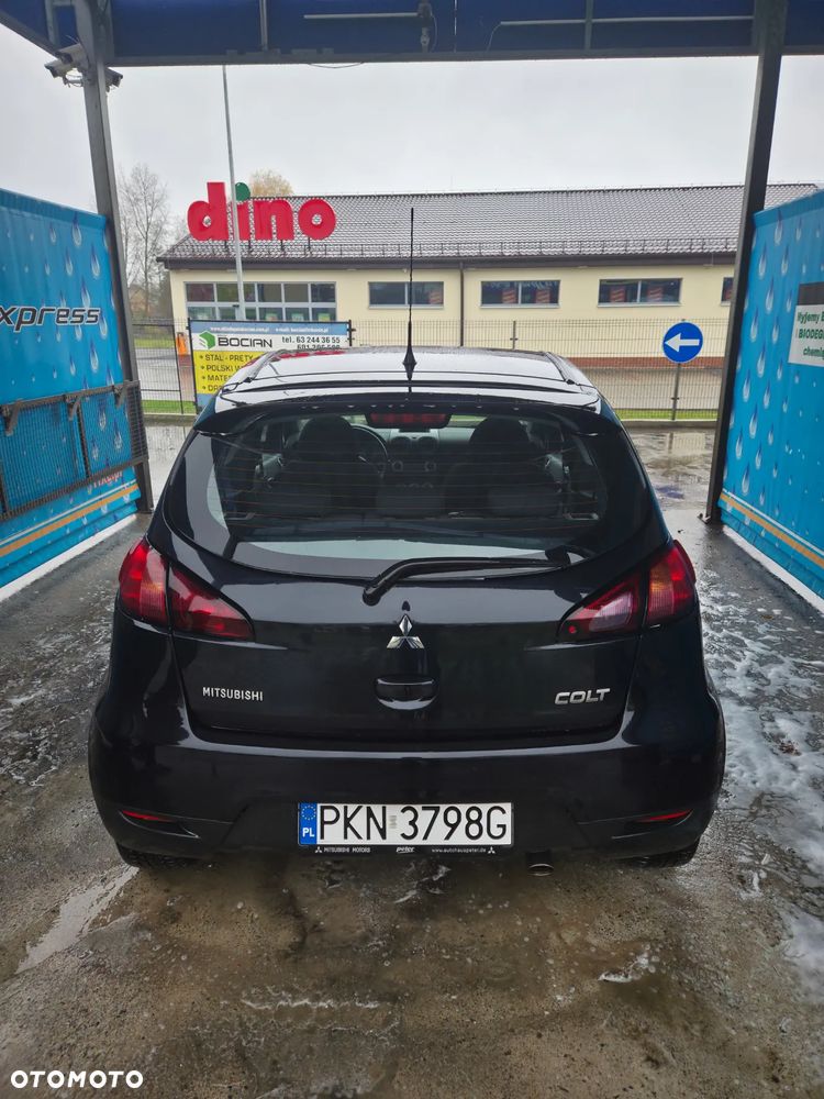 Mitsubishi Colt - 6
