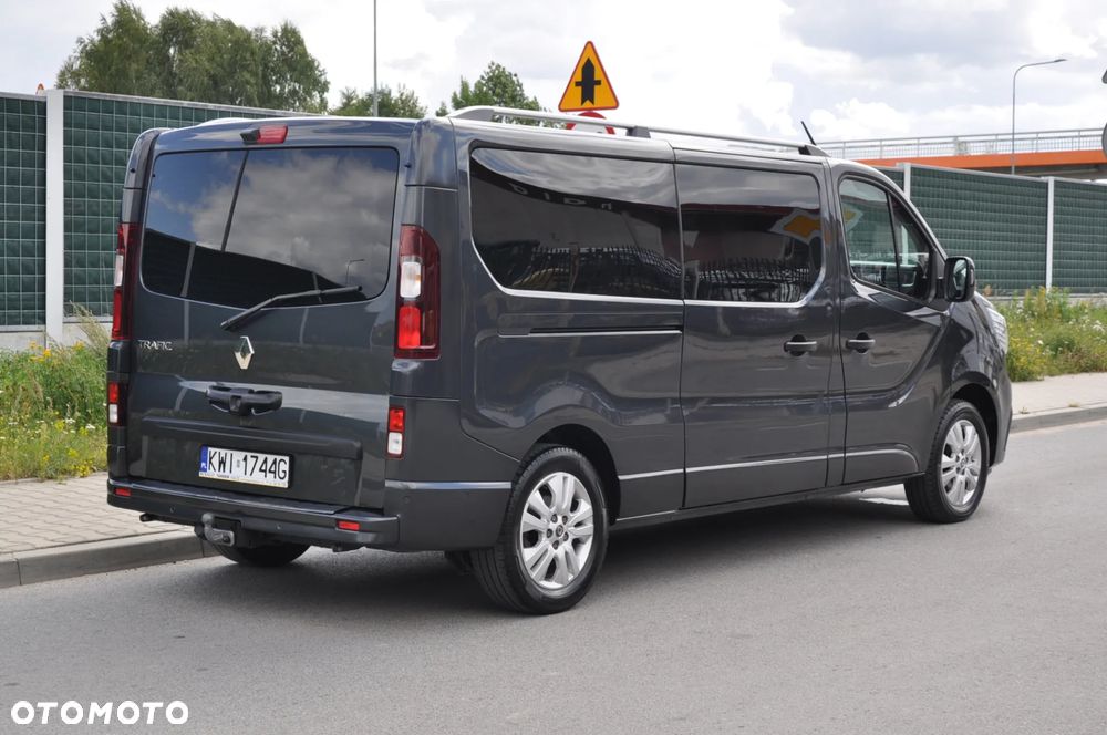 Renault Trafic - 2