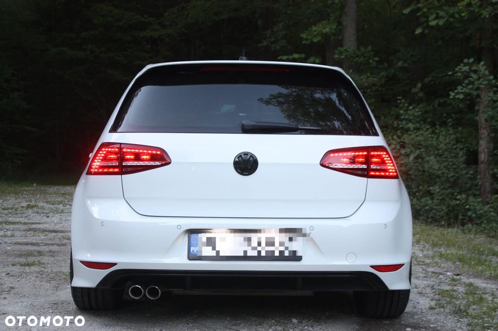 Volkswagen Golf - 4