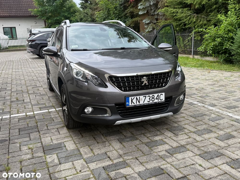 Peugeot 2008 1.2 Pure Tech GPF Allure S&S - 1