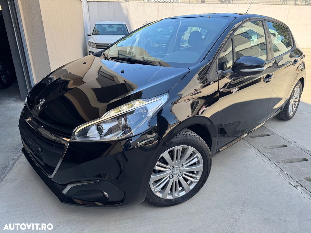 Peugeot 208 82 PureTech Style - 1
