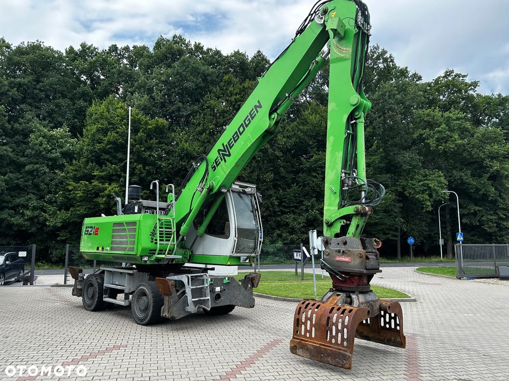 Sennebogen 821E - 2