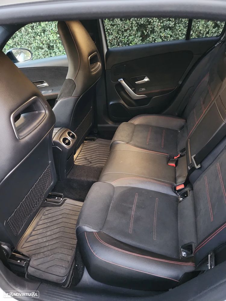 Mercedes-Benz A 200 AMG Line - 9