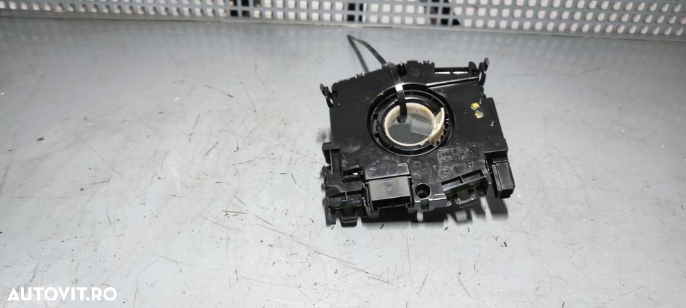 Spira volkswagen vw golf 6 break ptr volan cu padele cod 5K0953549B - 4