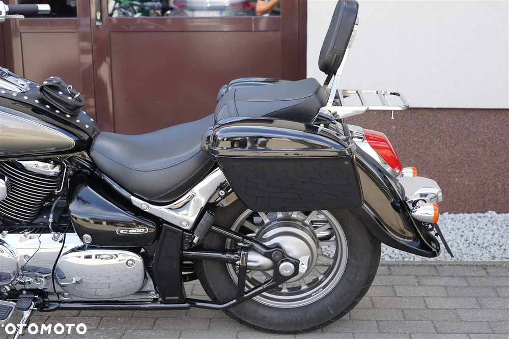 Suzuki VL 800 Volusia - Boulevard C50 - 21