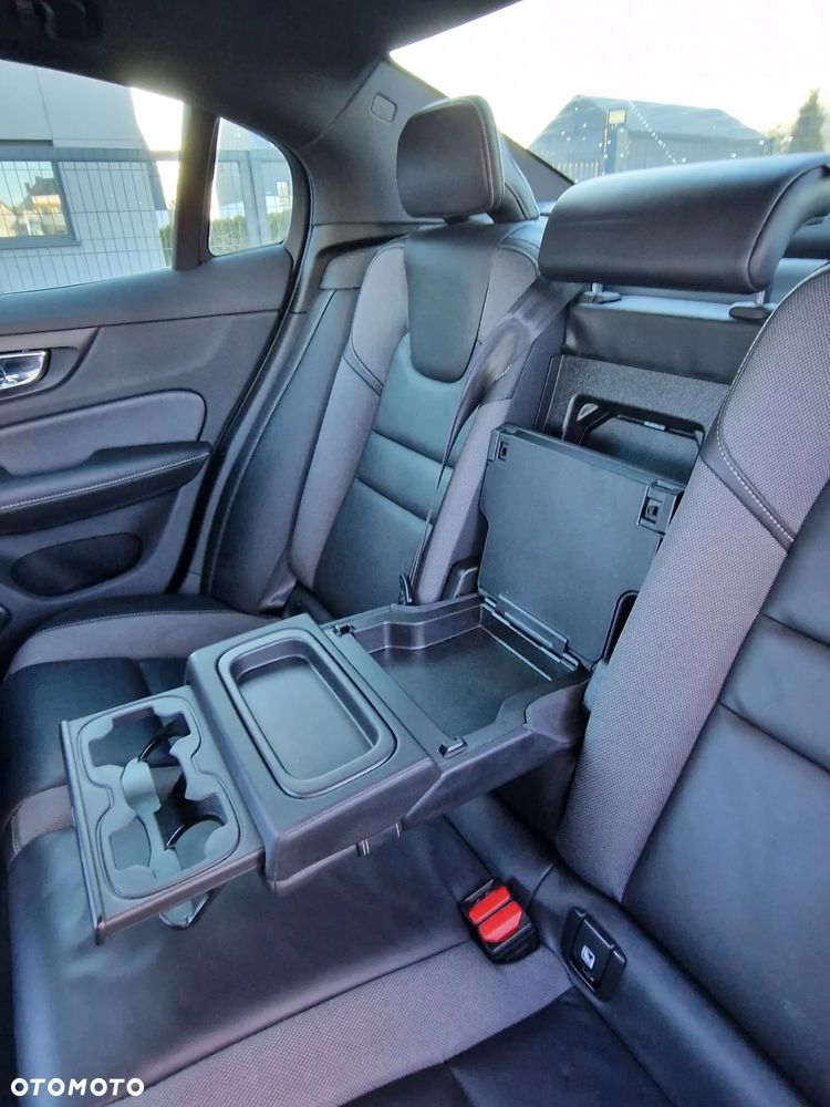 Volvo S60 B5 B Geartronic RDesign - 22