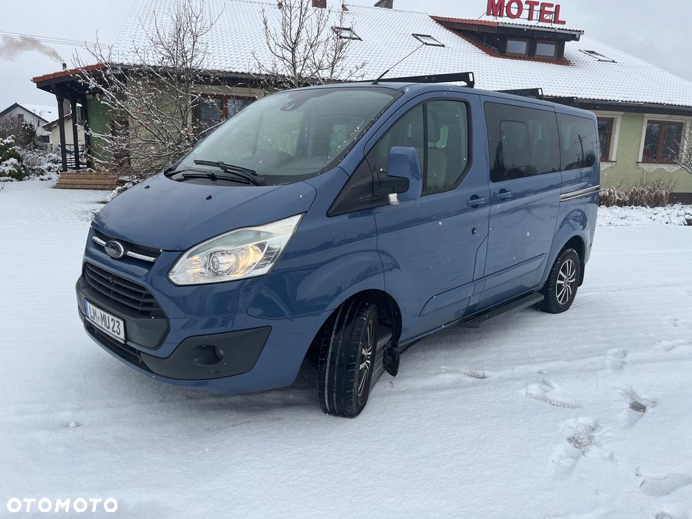 Ford Tourneo Custom - 15