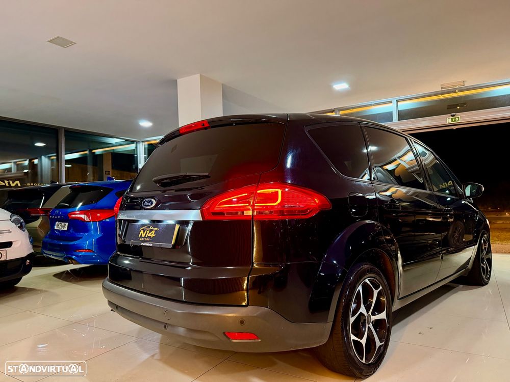 Ford S-Max 2.0 TDCi Titanium 7L 139g - 11