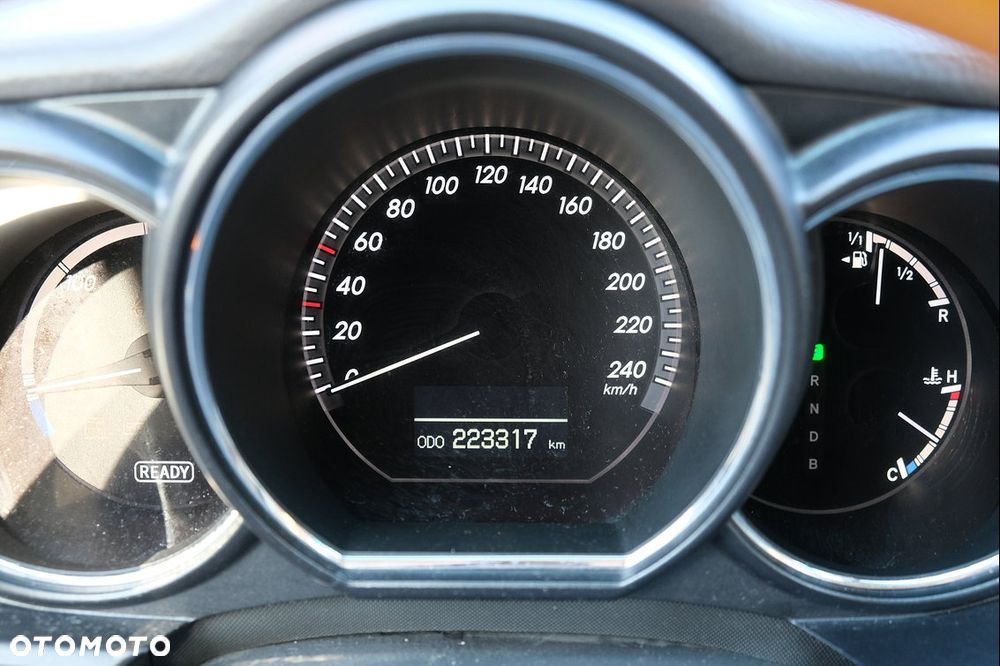 Lexus RX - 21