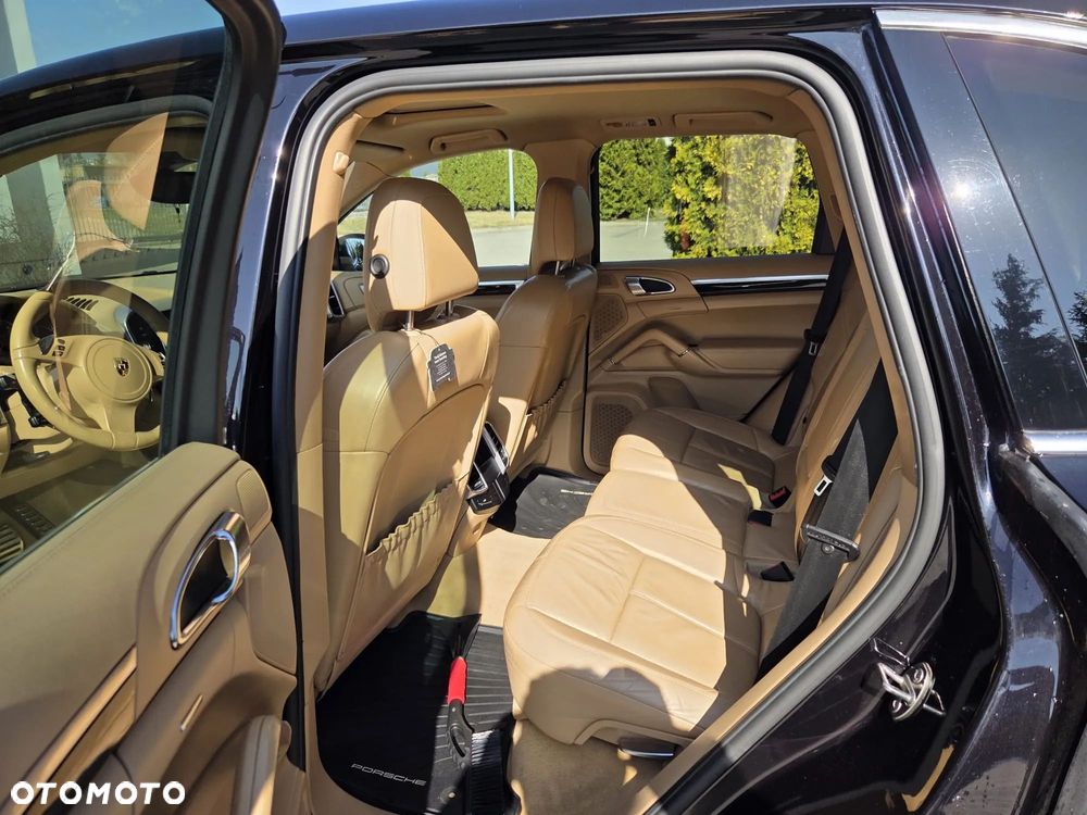 Porsche Cayenne Diesel - 10