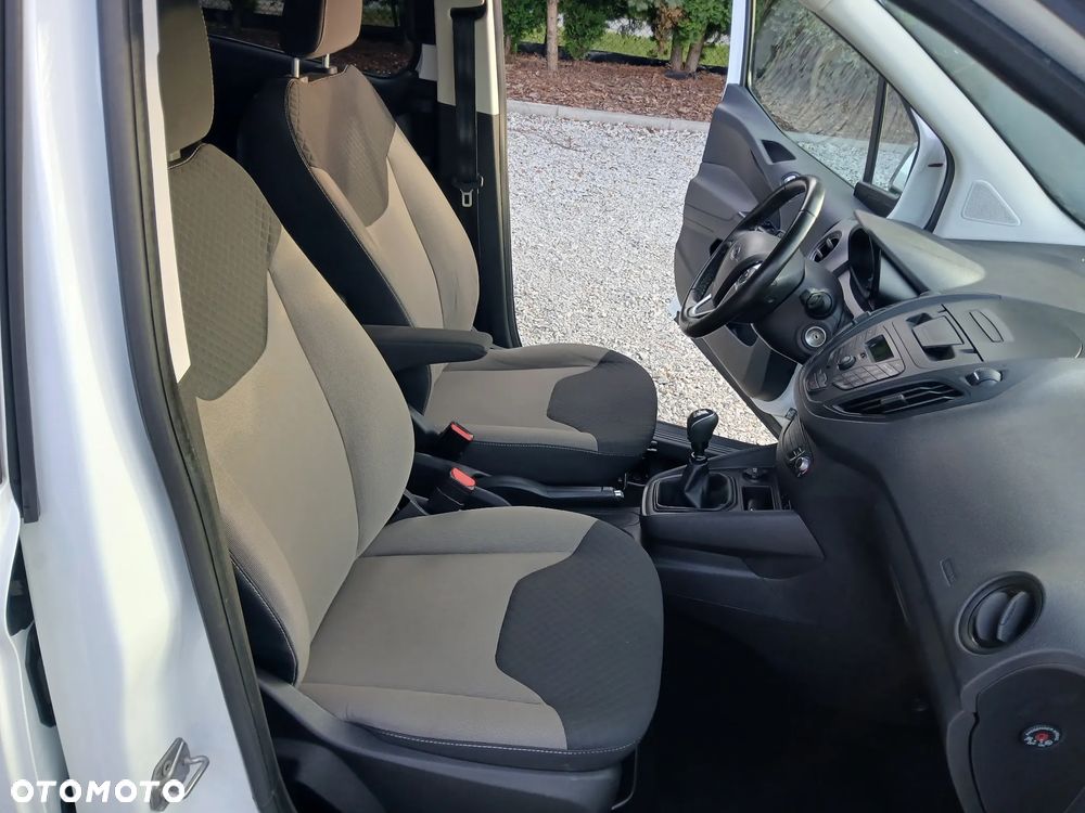Ford Tourneo Courier 1.5 TDCi Trend - 26
