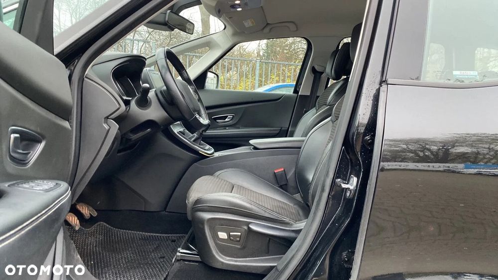 Renault Grand Scenic - 14