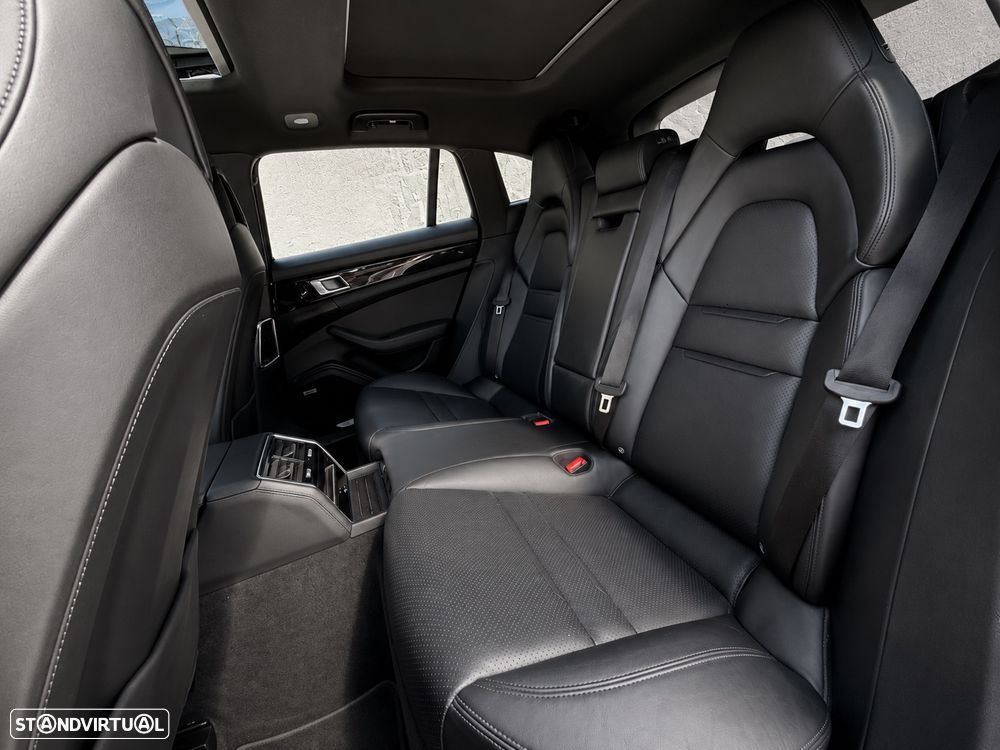 Porsche Panamera Sport Turismo - 9