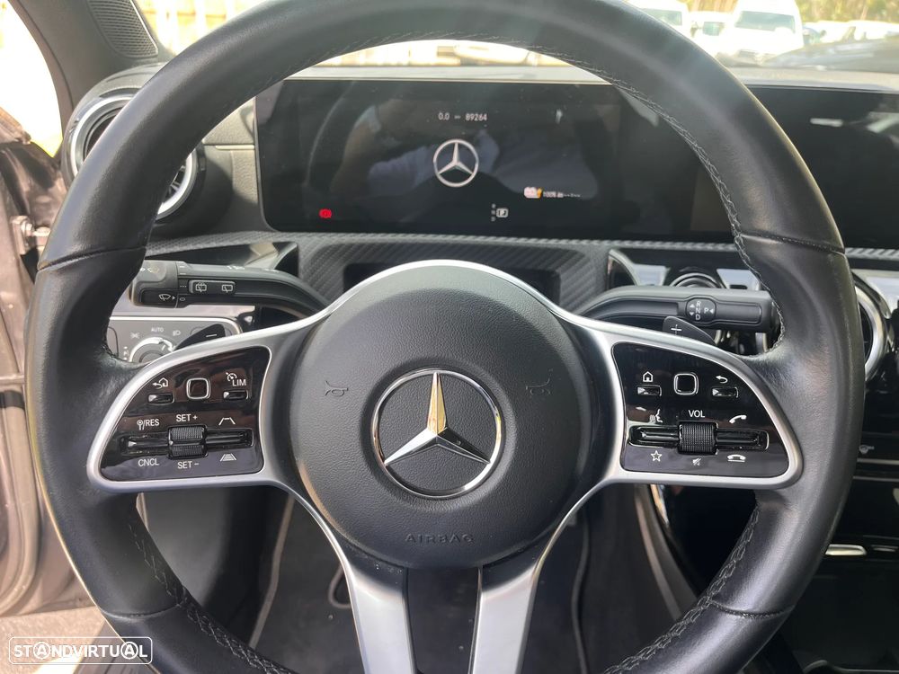 Mercedes-Benz A 250 e 8G-DCT Style - 17