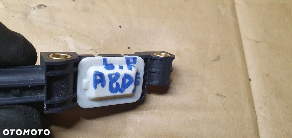 Czujnik sensor uderzeniowy Airbag Audi A8 D3 4B0959643A - 6