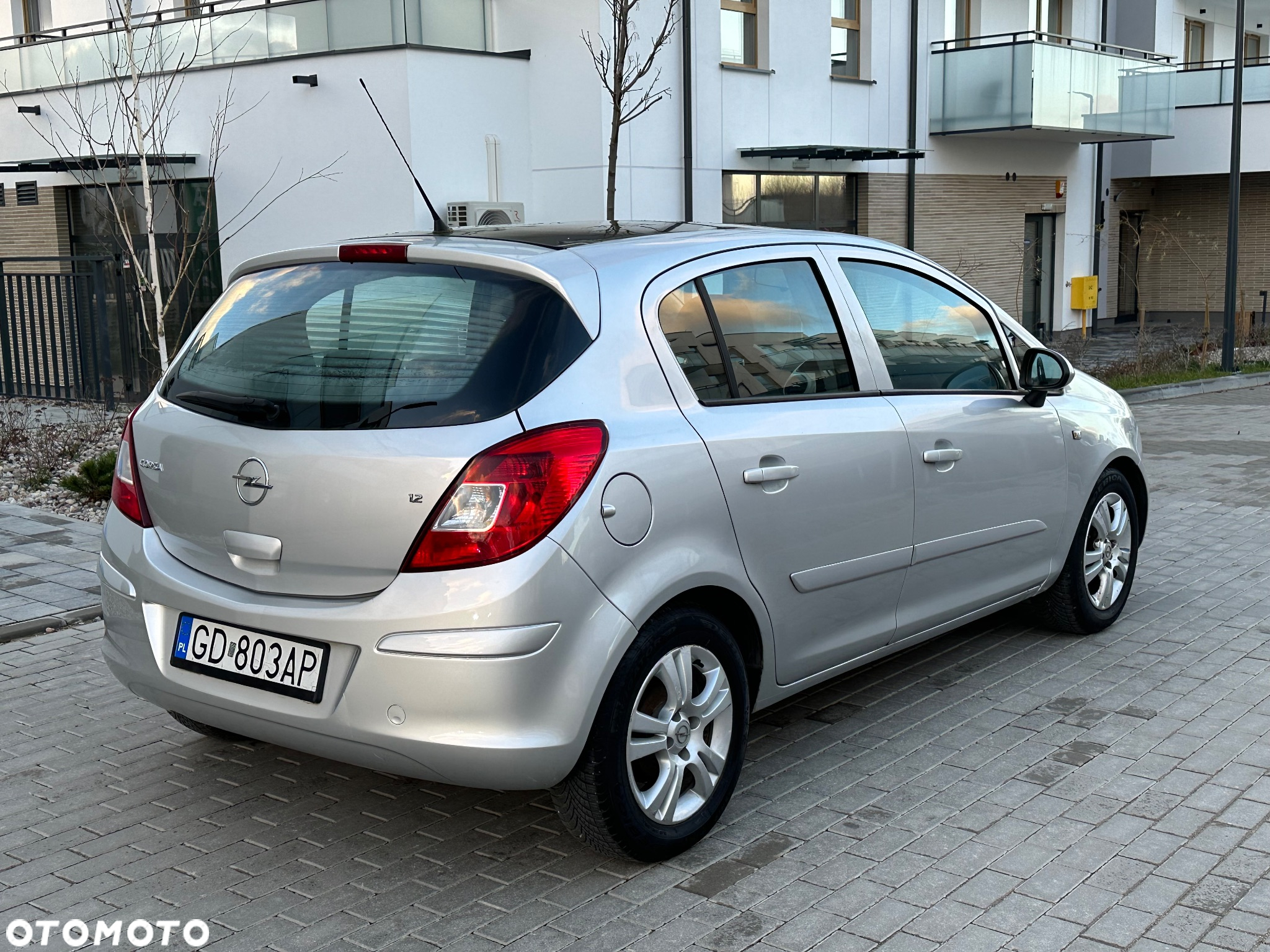 Opel Corsa 1.2 16V Edition - 6