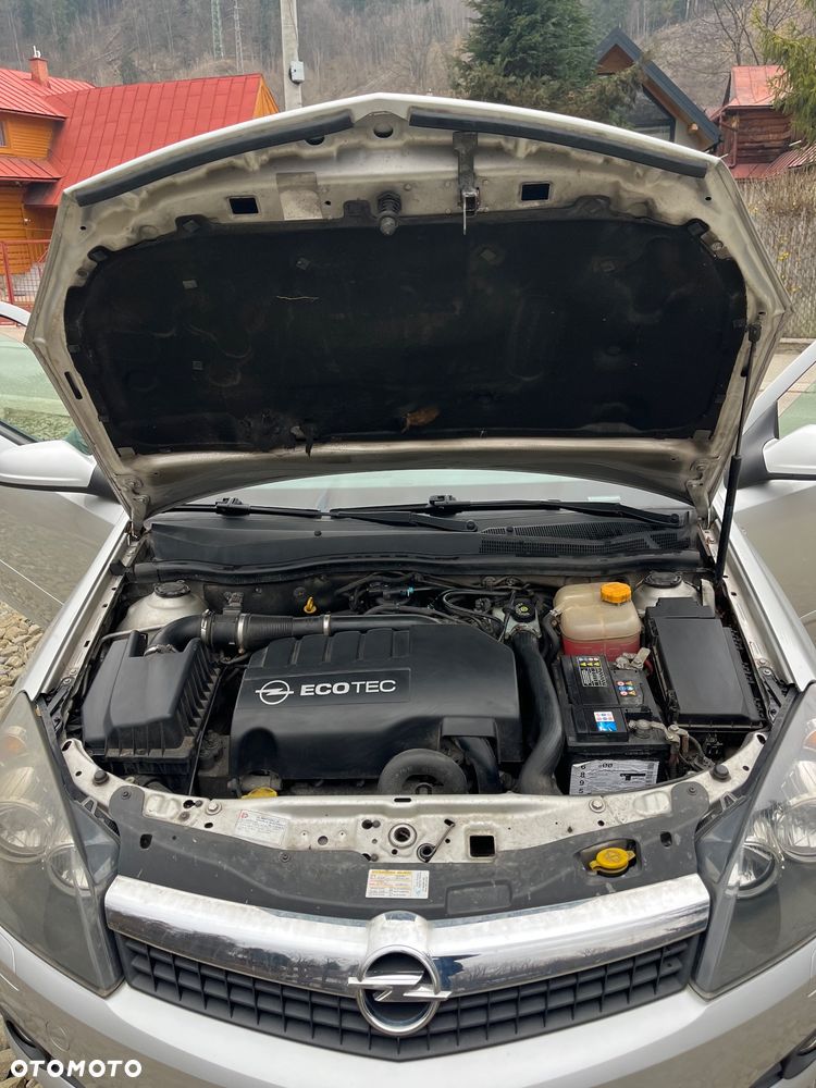 Opel Astra 1.3 CDTI Essentia - 8