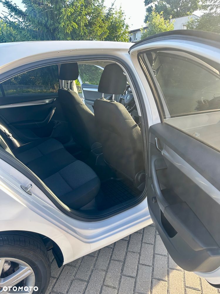 Skoda Octavia 1.6 TDI Ambition - 10