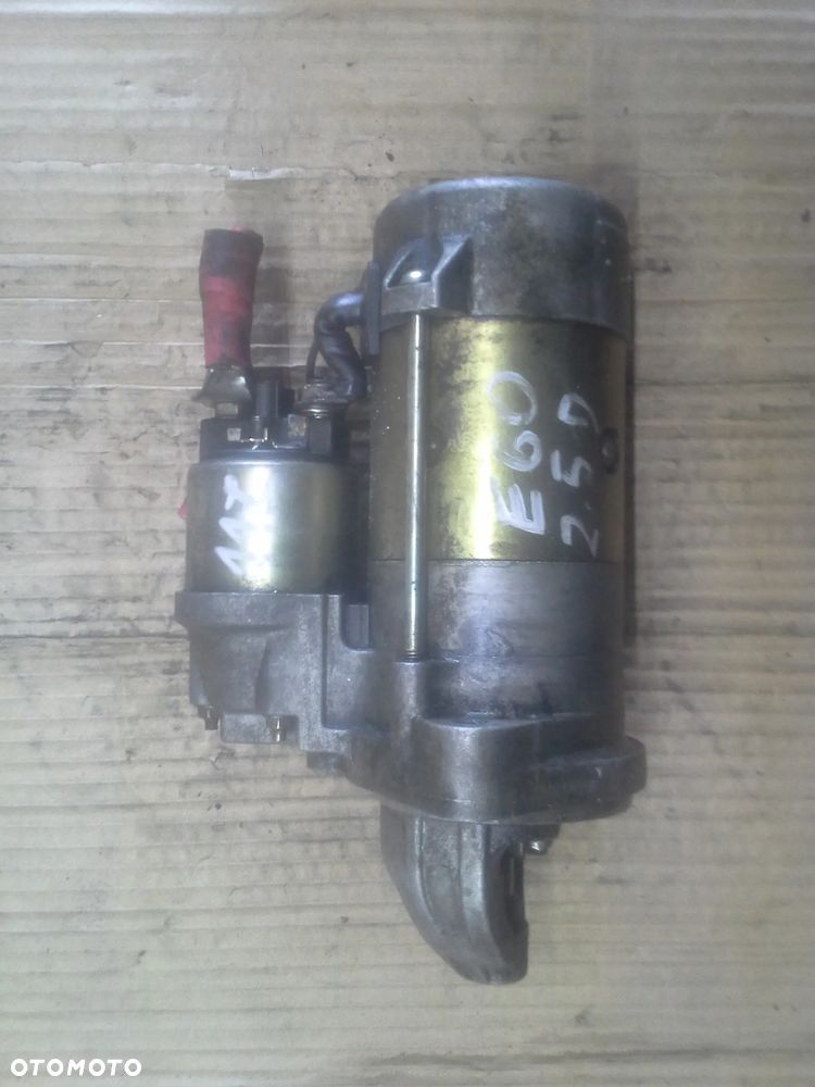 BMW Seria-5 E60 2.5 dizel rozrusznik Denso 7788680 - 1