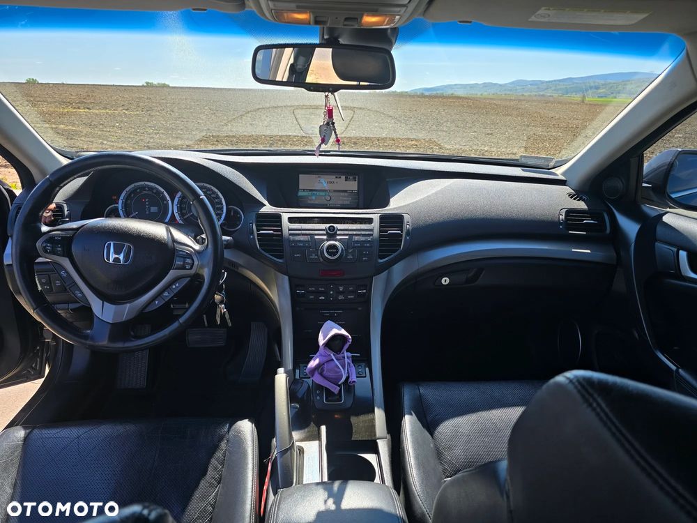 Honda Accord 2.0 Executive Nav - 13
