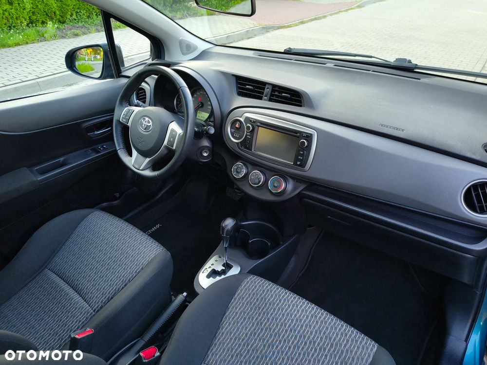Toyota Yaris - 5