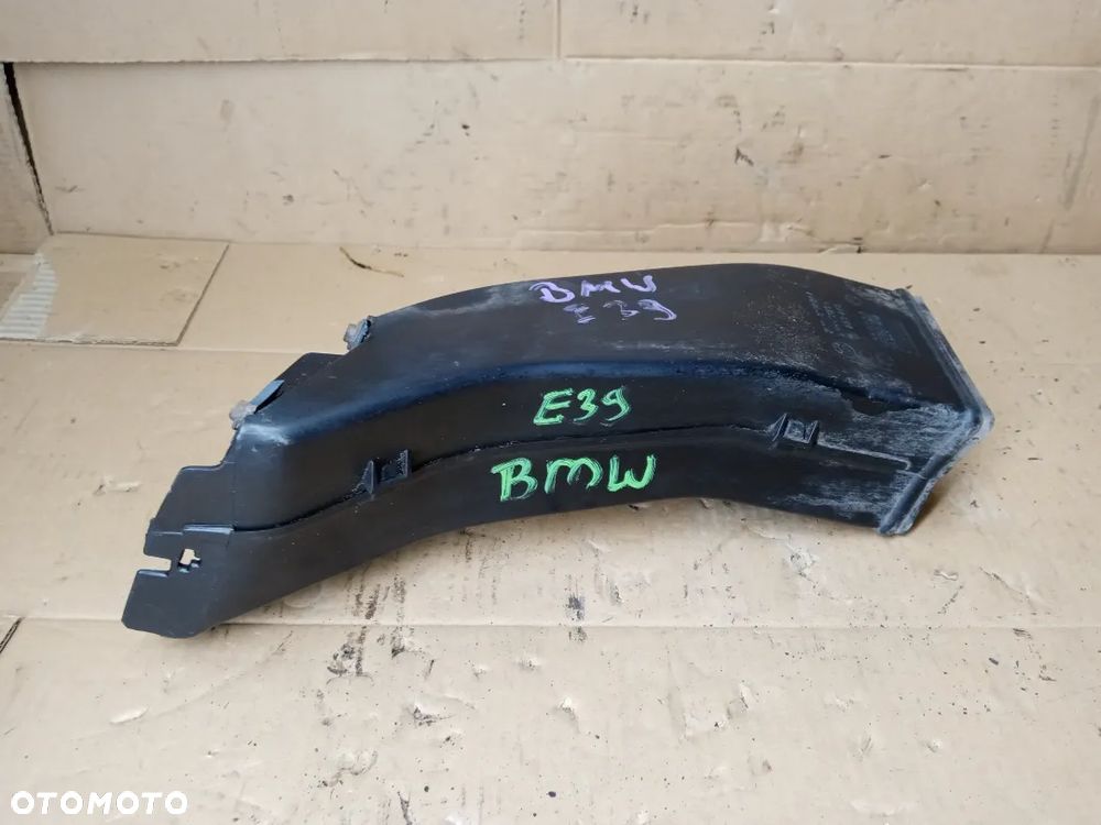 Rura dolot kanał powietrza chłodzenie tarczy prawe BMW 5 E39 8174844 - 1