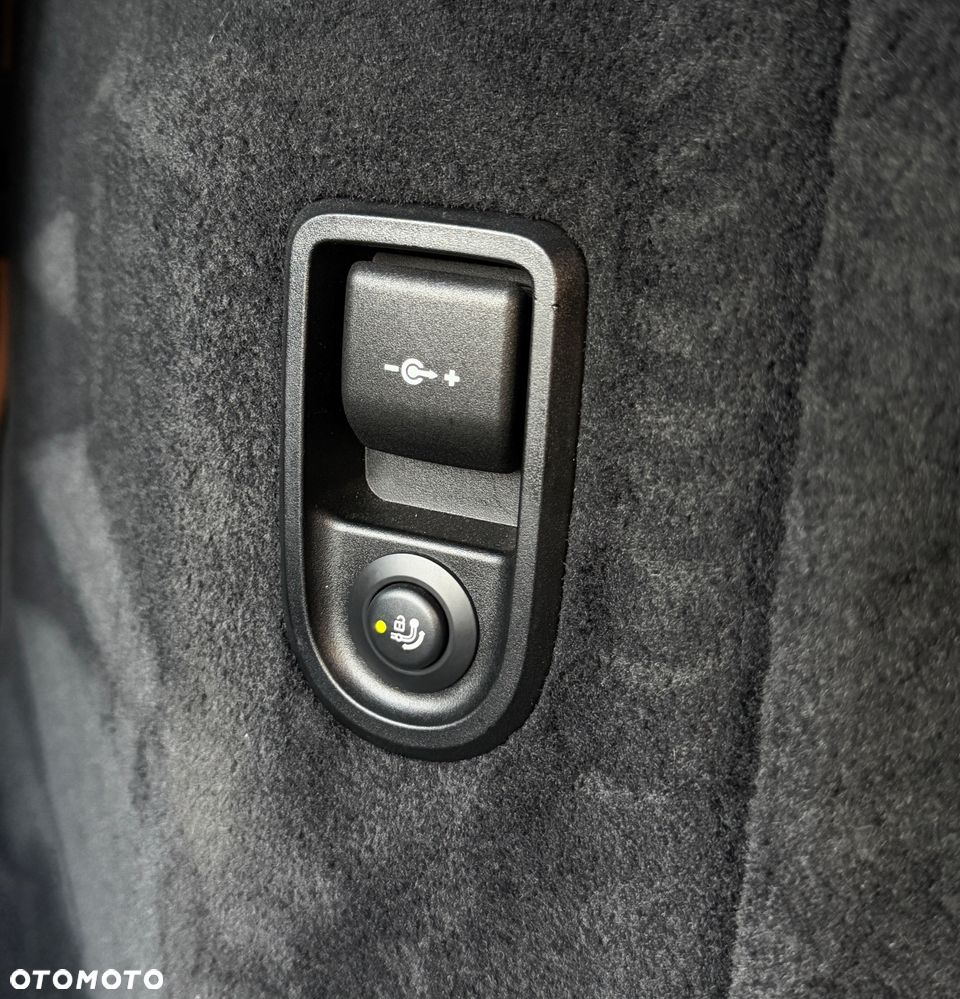 BMW Seria 5 525d Luxury Line - 31