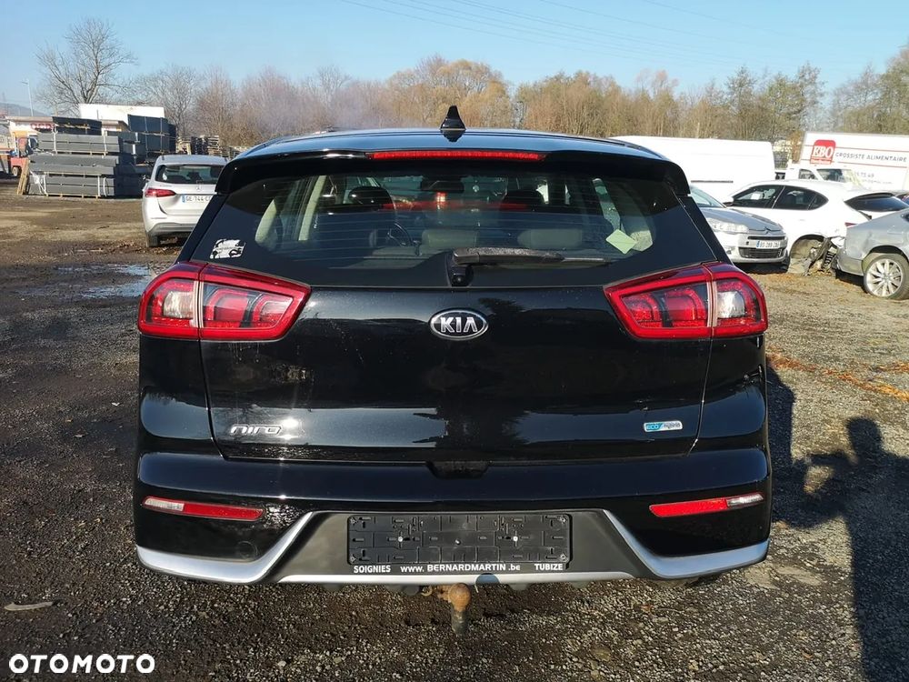 Kia Niro 1.6 GDI 2WD Vision - 26