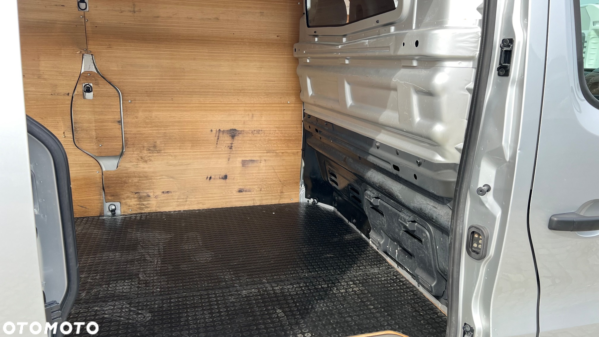 Renault TRAFIC TALENTO - 17