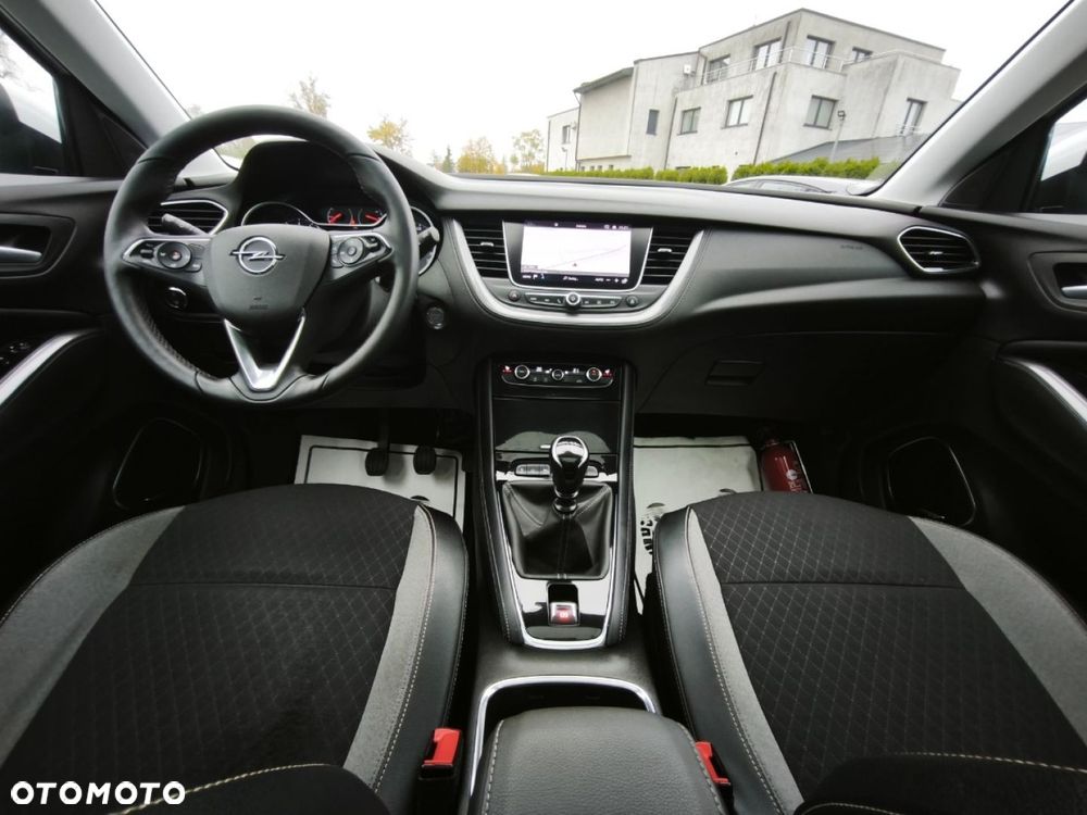 Opel Grandland X - 8