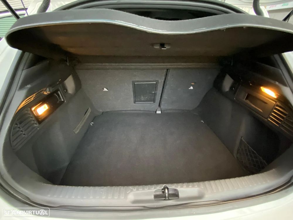 Citroën DS4 1.6 e-HDi So Chic ETG6 - 21