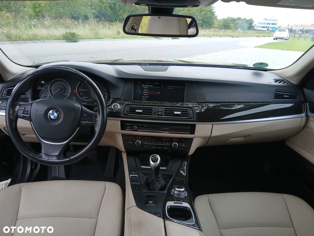 BMW Seria 5 520d - 20