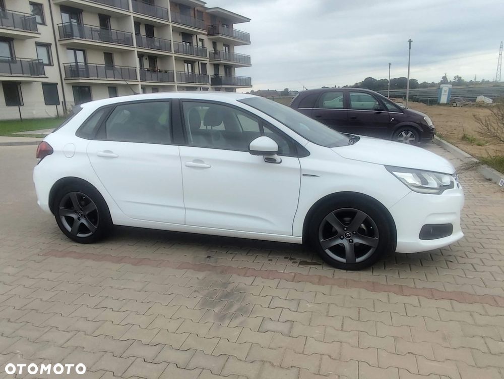 Citroën C4 1.6 BlueHDi Feel - 11
