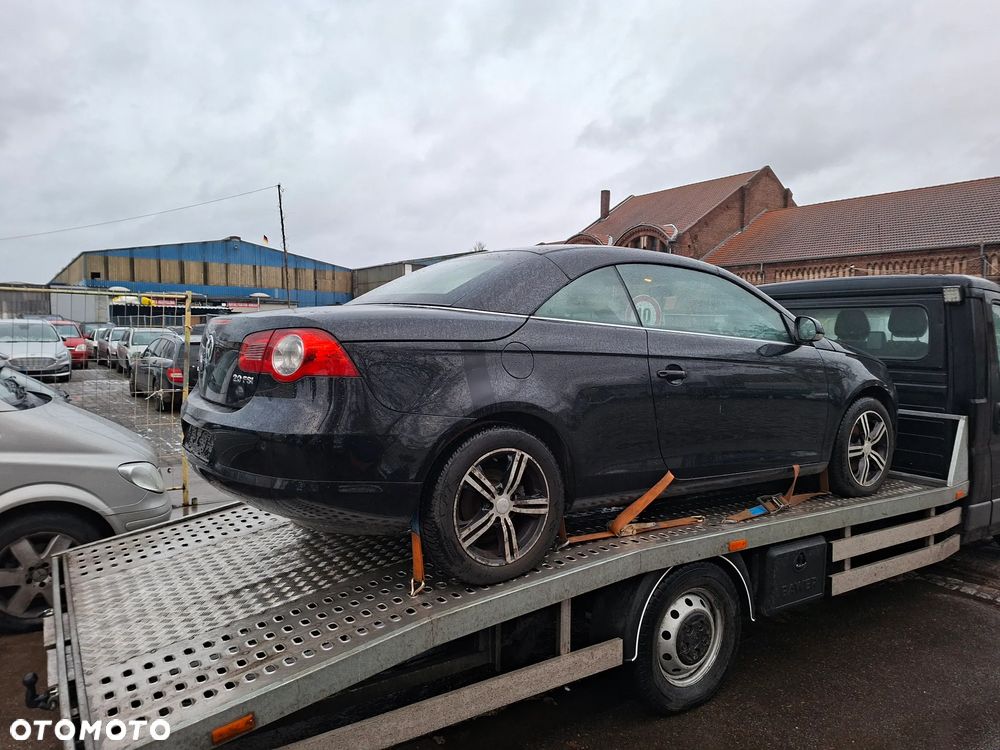 Volkswagen Eos - 2