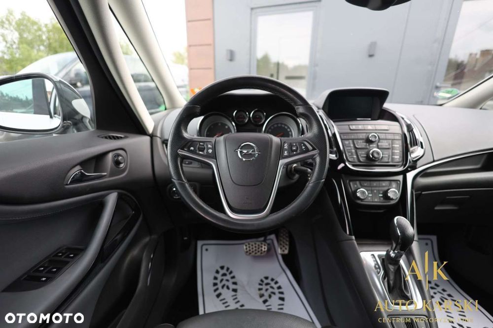 Opel Zafira - 8