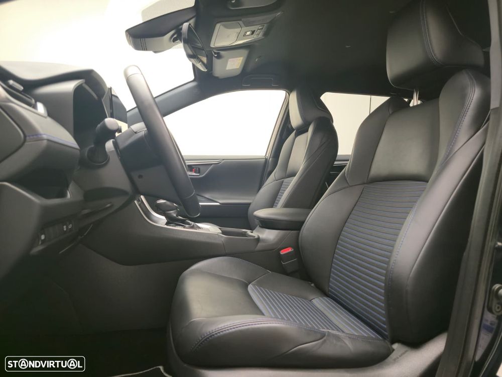 Toyota RAV4 2.5 HDF Square Collection - 16