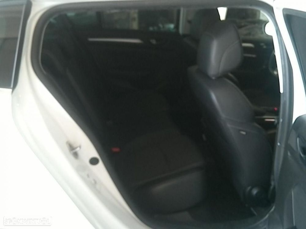 Renault Mégane Sport Tourer 1.5 Blue dCi Intens - 6