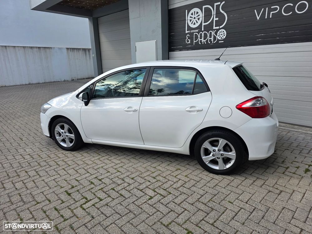 Toyota Auris 1.33 VVT-i Exclusive - 6