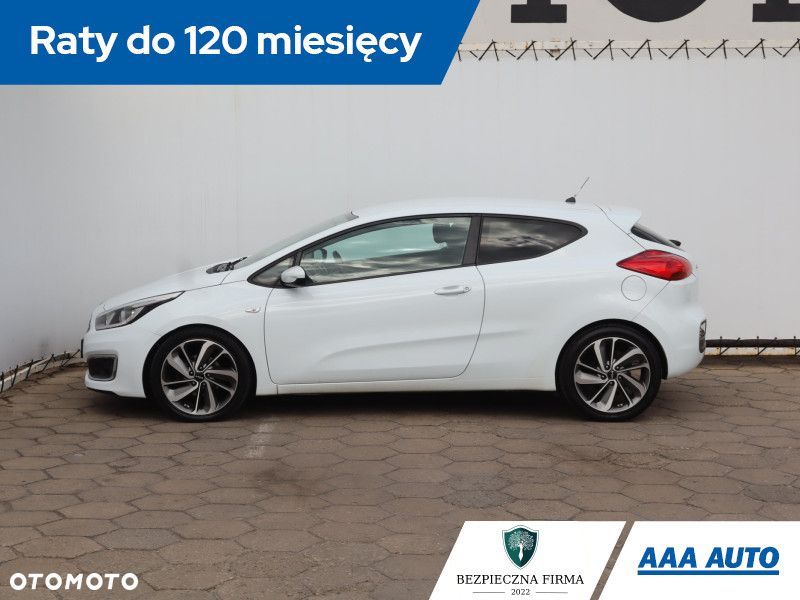Kia Ceed - 4