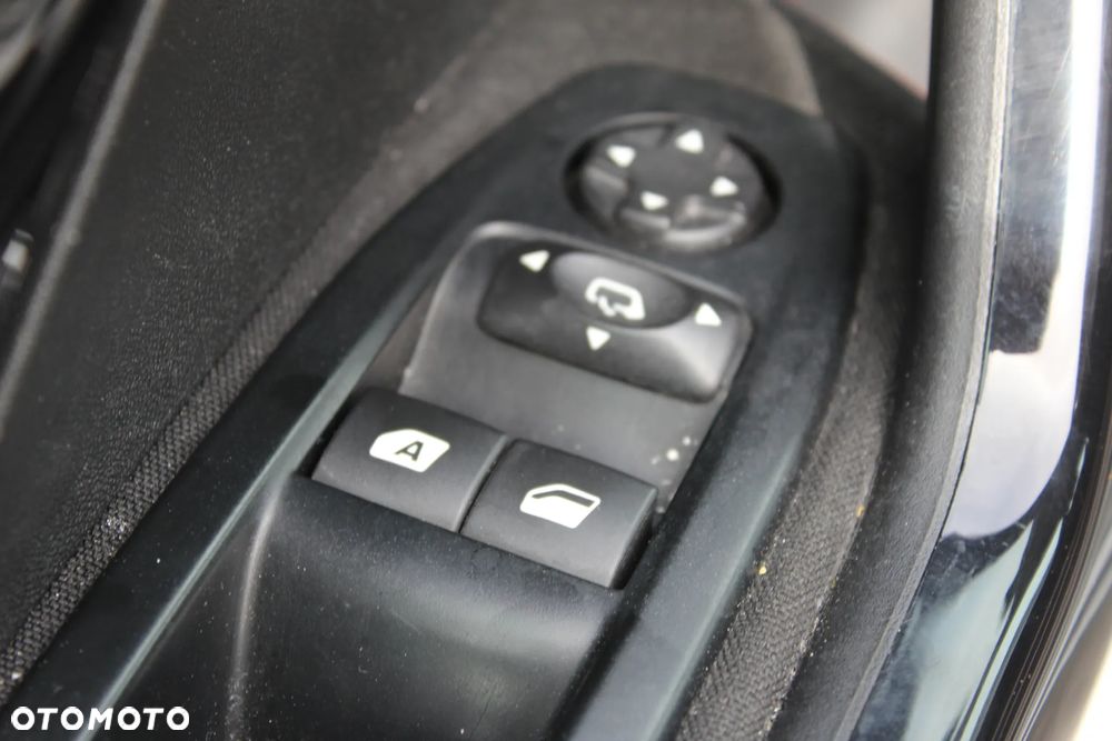 Peugeot 208 PureTech 82 Active - 13