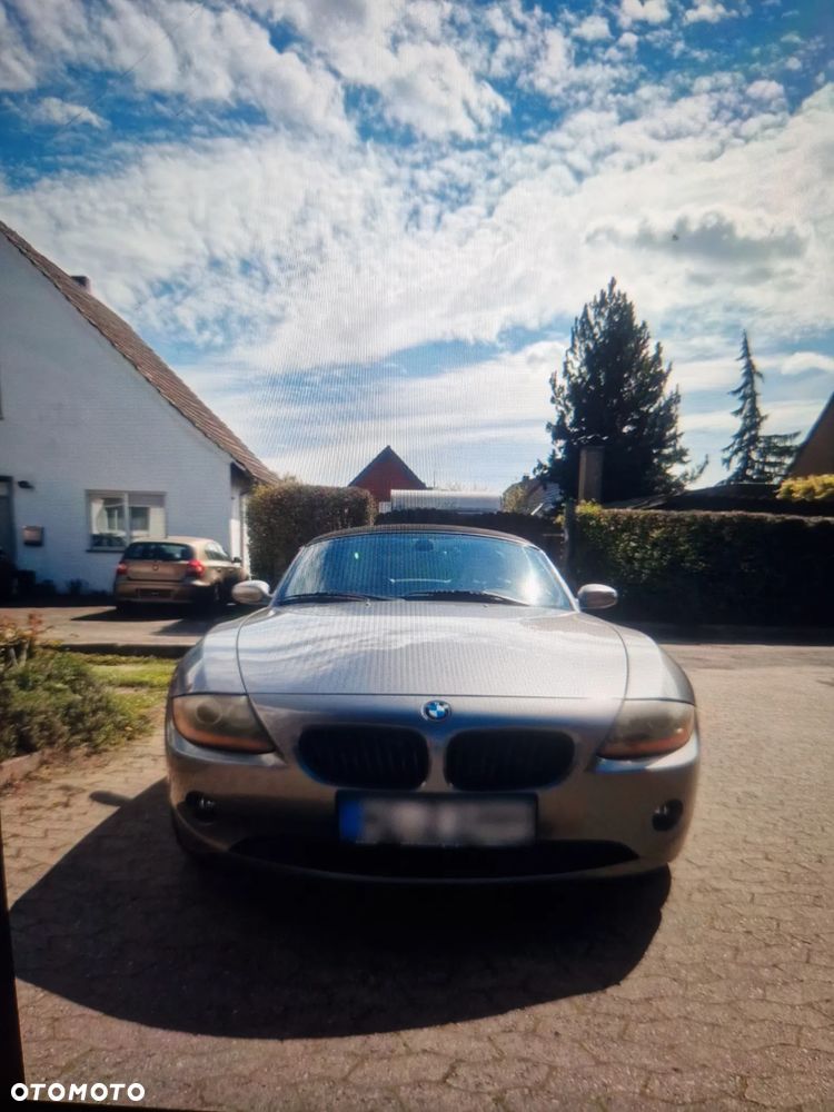 BMW Z4 2.2i - 4