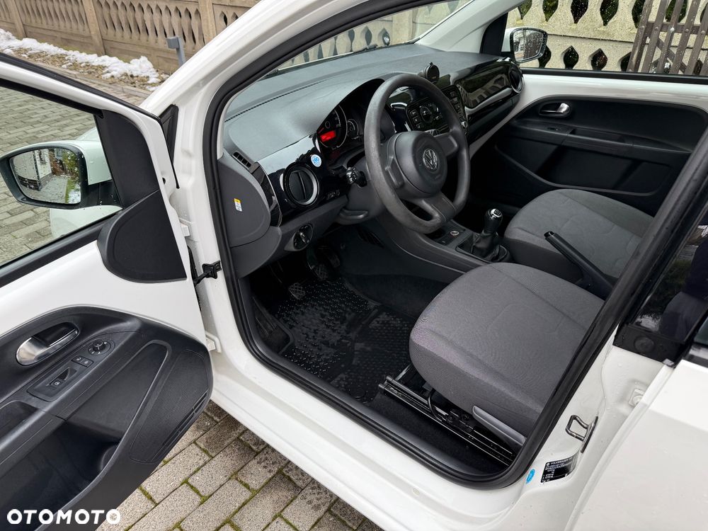 Volkswagen up! - 8