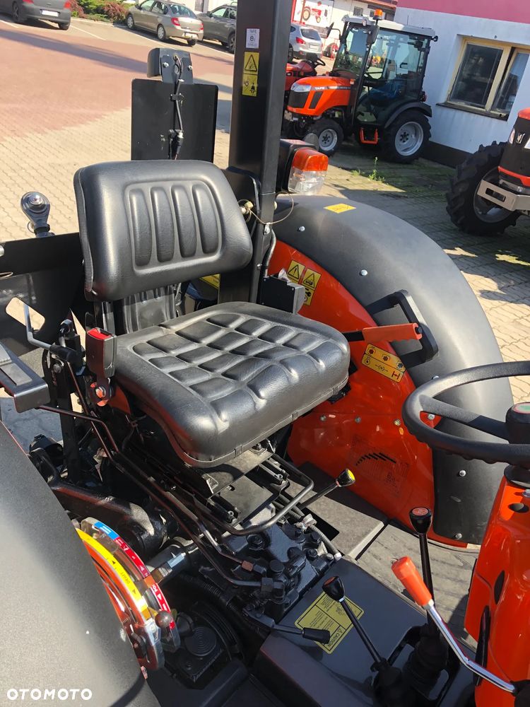 Inny TAFE 240S - 10