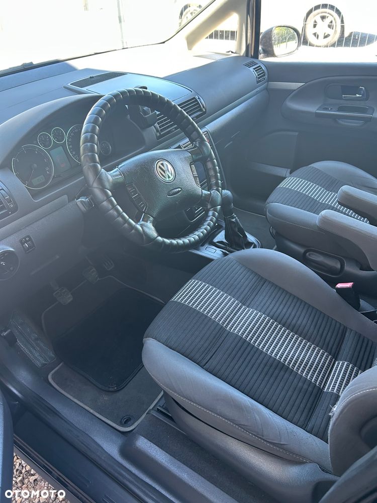 Volkswagen Sharan - 4